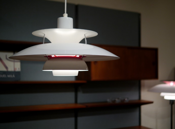 PH50 Pendant Light / louis poulsen